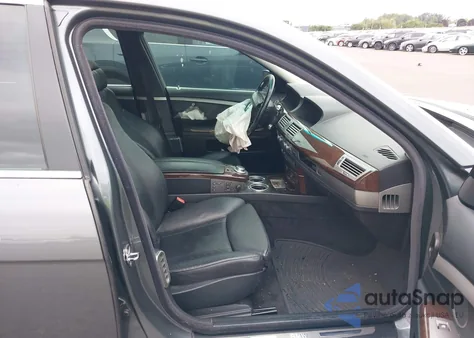 2006 BMW 750Li из США, поврежденный, VIN WBAHN83516DT62931